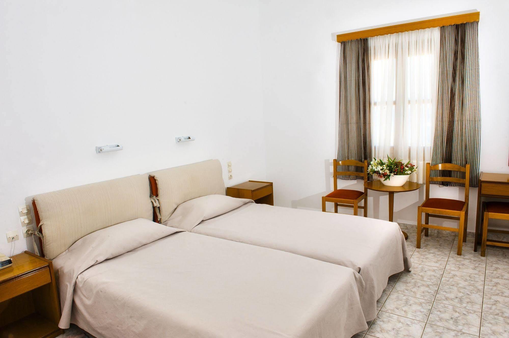 Hotel Charissi Mykonos Town Buitenkant foto